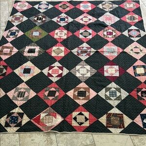 SALE❗️Patchwork Quilt 1880s Pennsylvania Square within Square within Square!